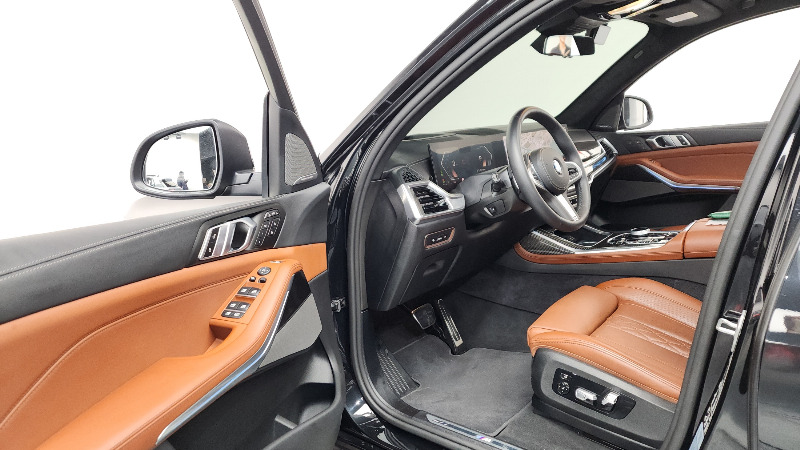 car BMW X7 id87363 photo #10