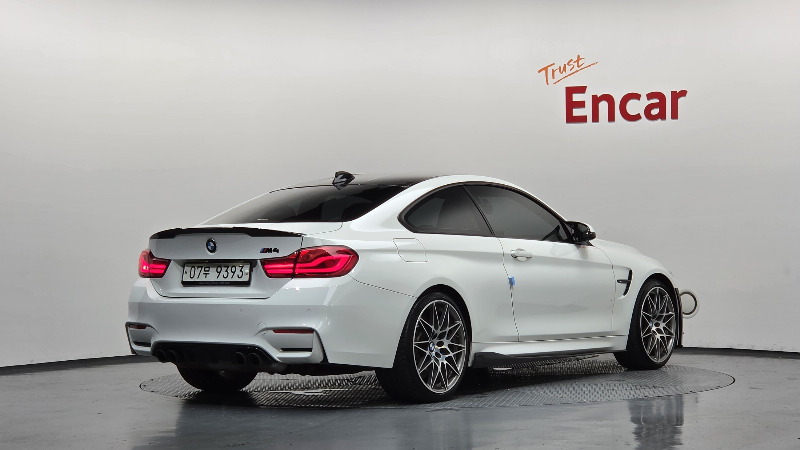 car BMW M4 id87364 photo #2