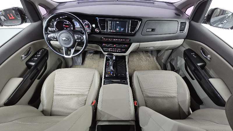 car KIA Carnival id87429 photo #7