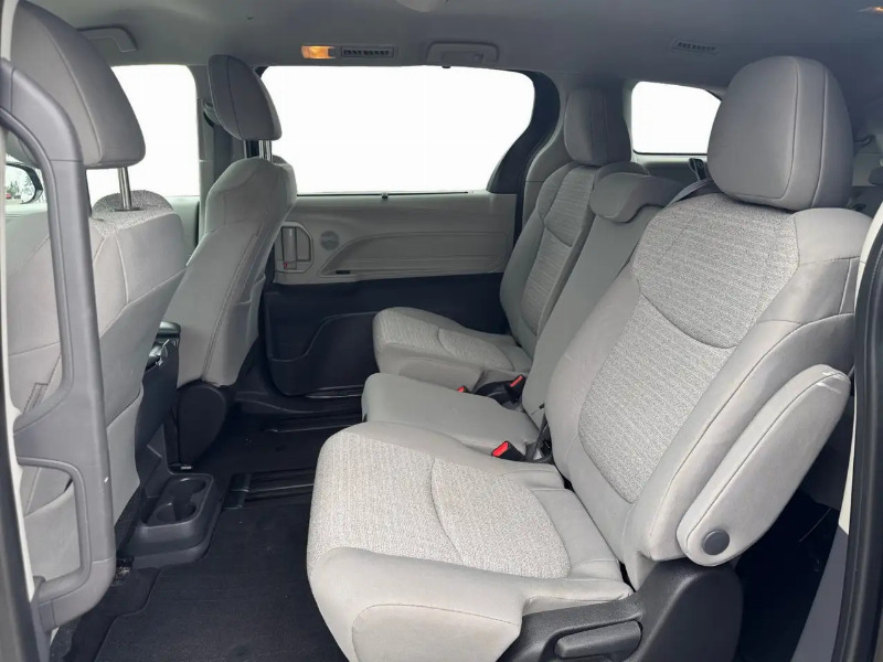 car Toyota Sienna id87515 photo #8