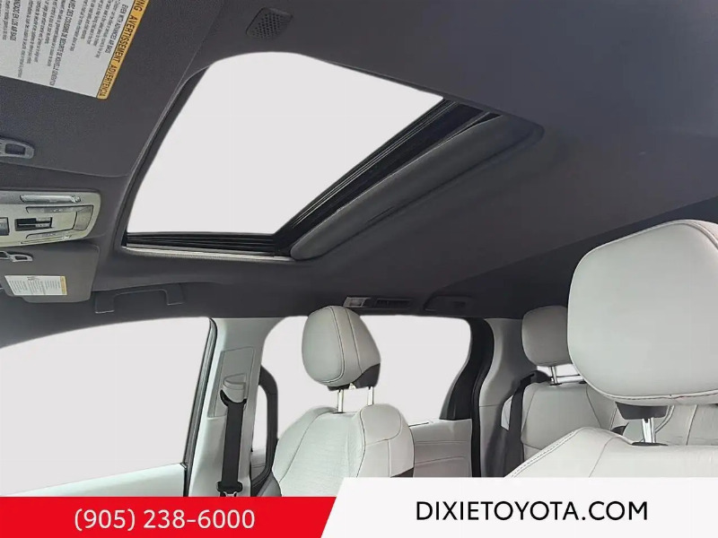 car Toyota Sienna id87521 photo #11