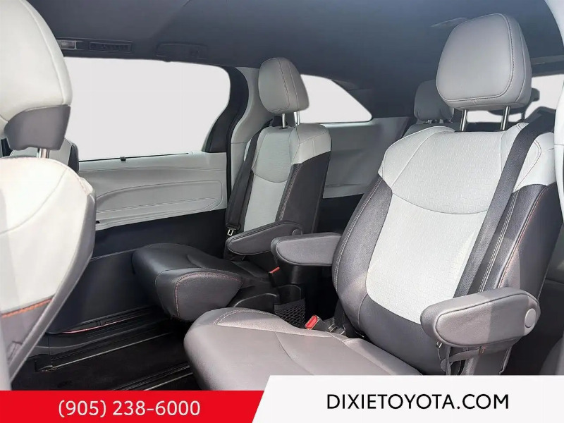 car Toyota Sienna id87521 photo #20