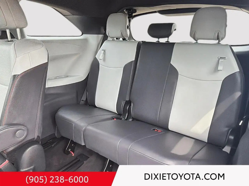 car Toyota Sienna id87521 photo #21