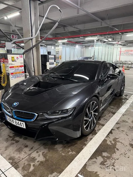 car BMW i8 id87603 main photo