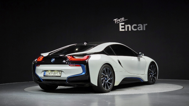 car BMW i8 id87604 photo #2