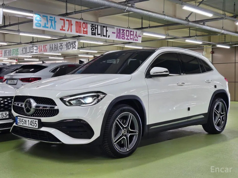 car Mercedes Benz GLA id87632 main photo