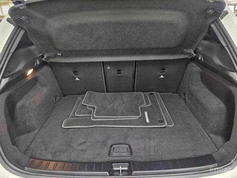 car Mercedes Benz GLA id87632 photo #16
