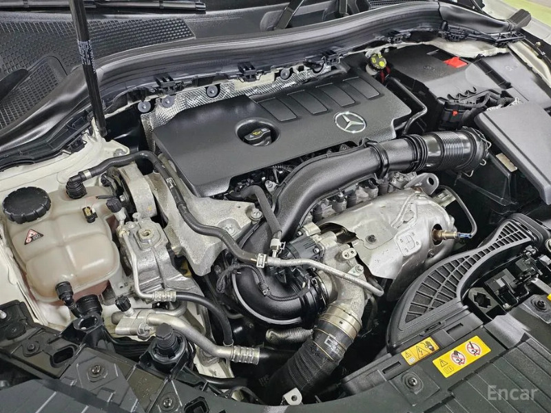 car Mercedes Benz GLA id87632 photo #19