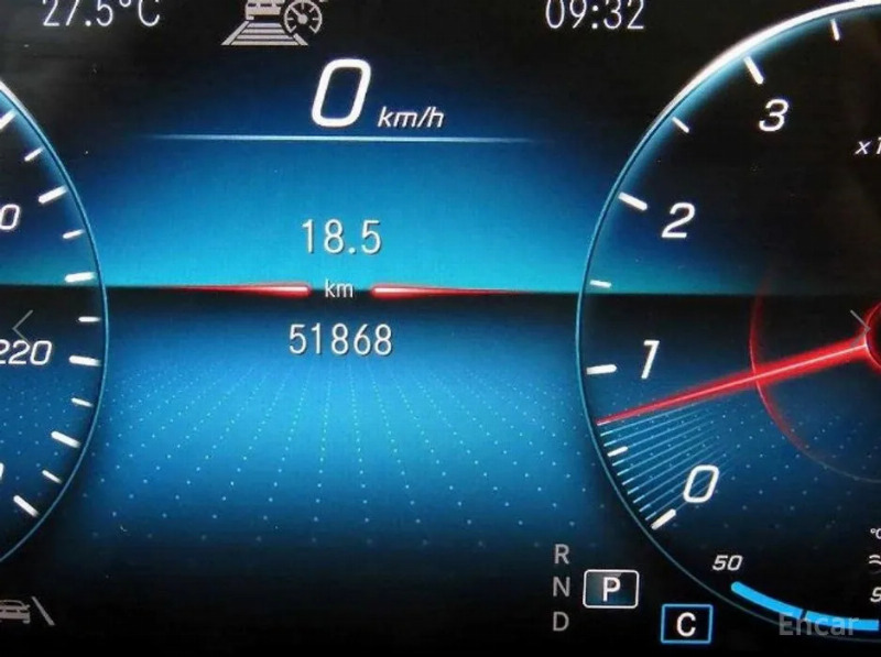 car Mercedes Benz GLB id87647 photo #9