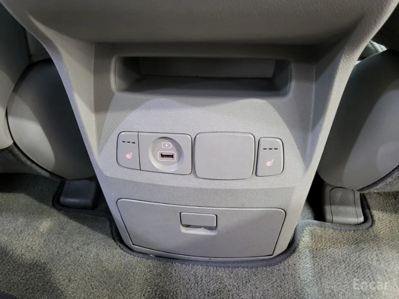car KIA Carnival id87657 photo #16