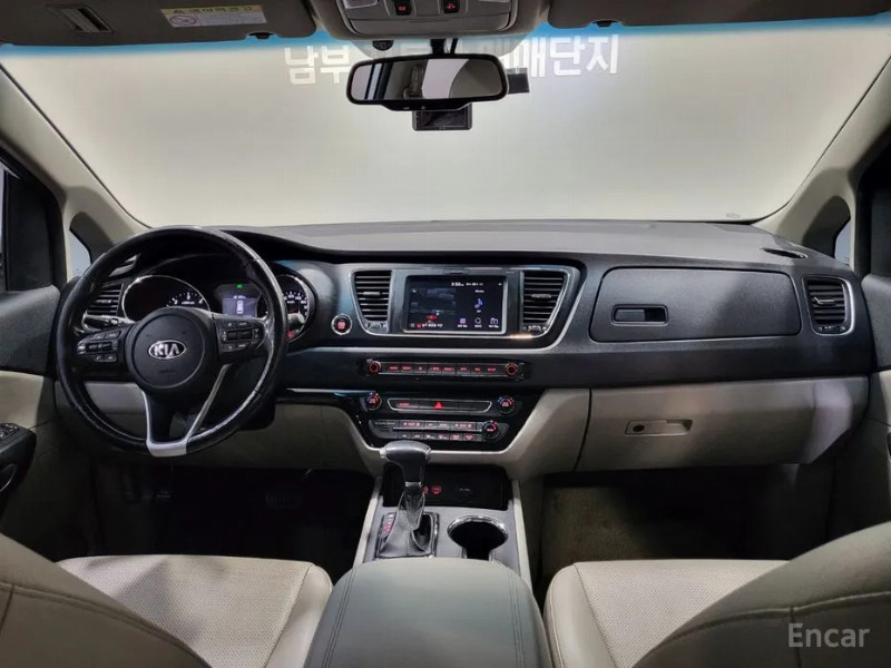 car KIA Carnival id87657 photo #7