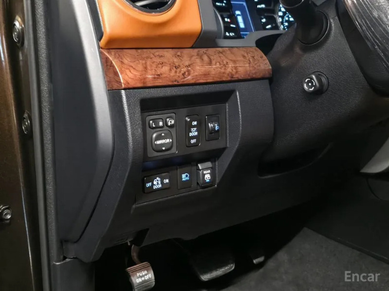 car Toyota Tundra id87683 photo #10