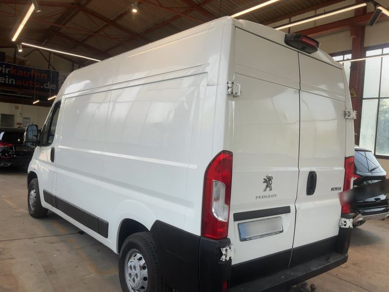 car Peugeot Boxer id88247 photo #3