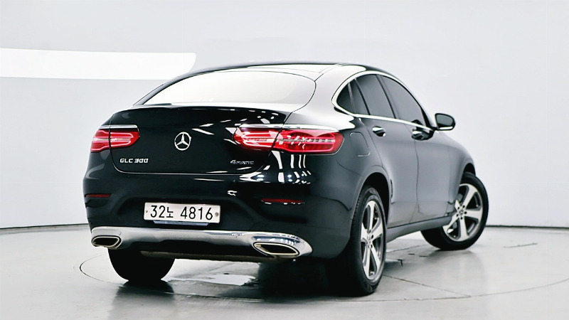 car Mercedes Benz GLC id88507 photo #2