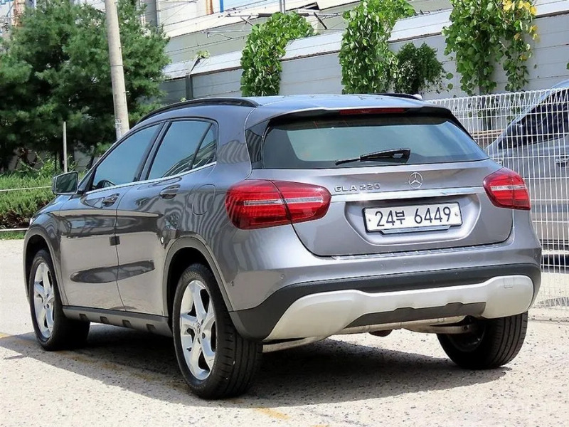 car Mercedes Benz GLA id88655 photo #2
