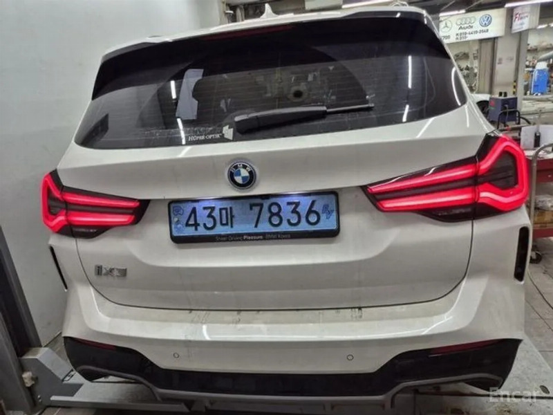 car BMW iX3 id88884 photo #2