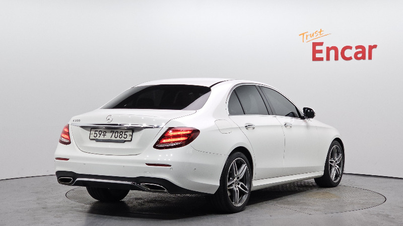 car Mercedes Benz E Class id88932 photo #2