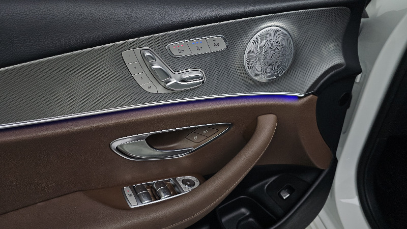 car Mercedes Benz E Class id88932 photo #24