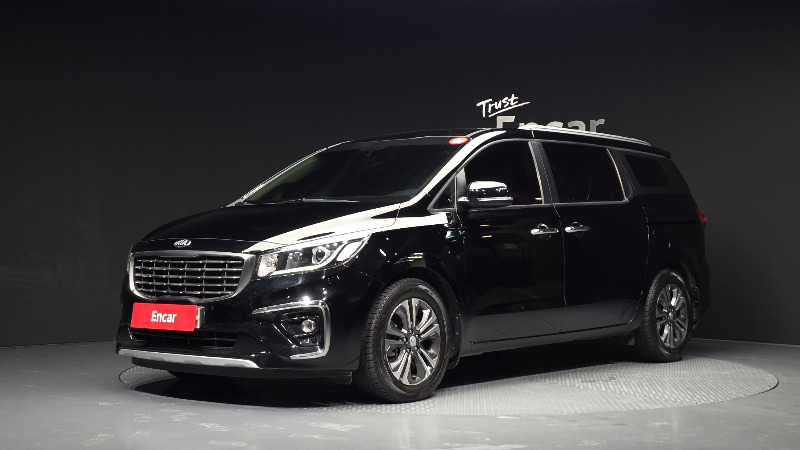 car KIA Carnival id89018 main photo