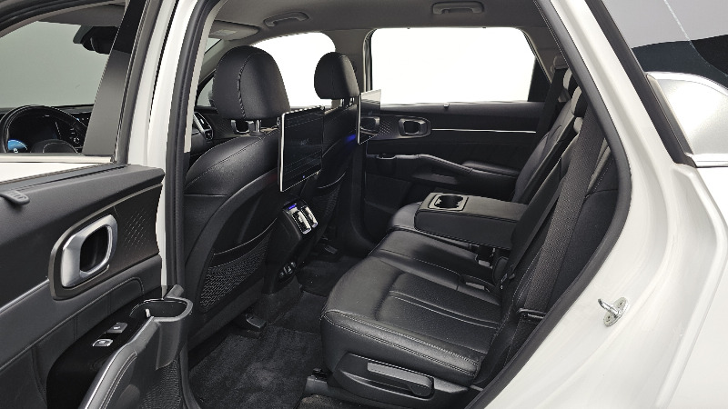 car KIA Sorento id89028 photo #26