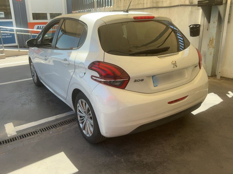 car Peugeot 208 id89112 photo #3