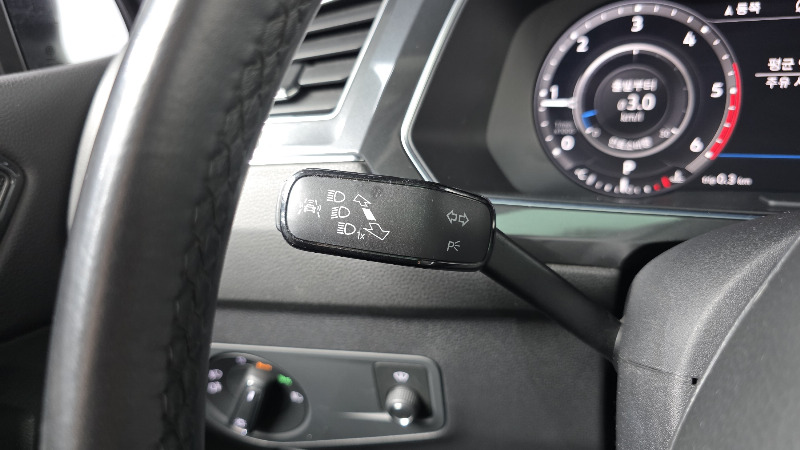 car Volkswagen Tiguan id89329 photo #29