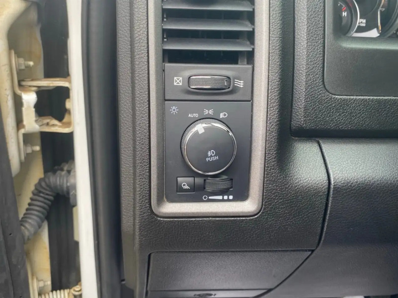 car RAM 1500 id89357 photo #12