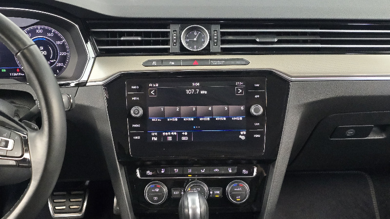 car Volkswagen Arteon id89384 photo #13