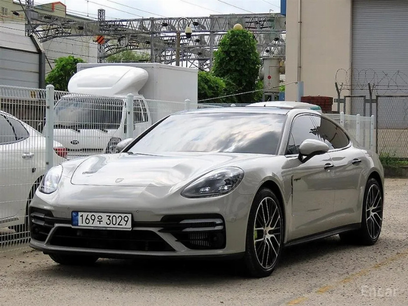 car Porsche Panamera id89426 main photo