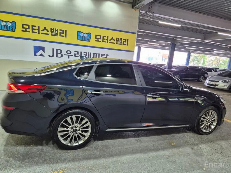 car KIA K5 id89521 photo #4