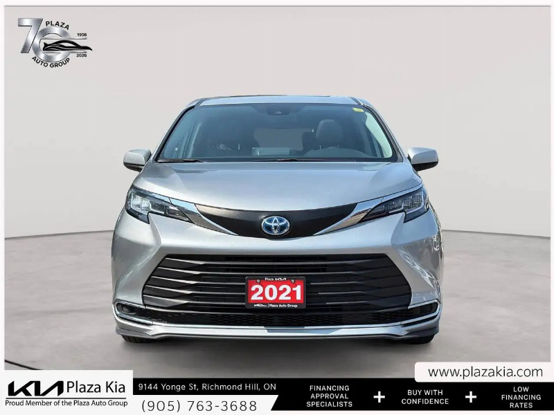 car Toyota Sienna id89639 main photo