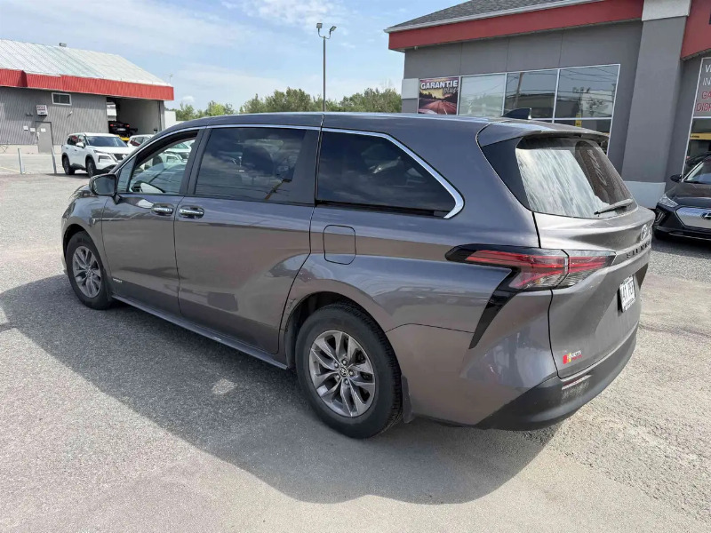 car Toyota Sienna id89698 photo #3