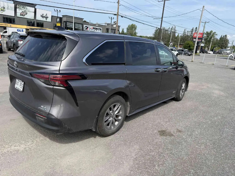 car Toyota Sienna id89698 photo #4