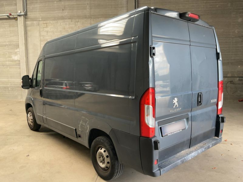 car Peugeot Boxer id90247 photo #3