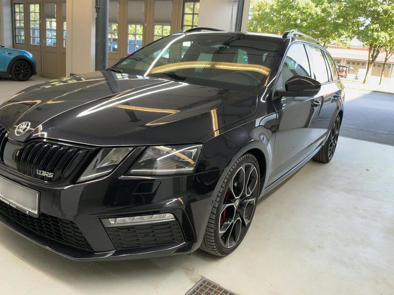 car Skoda Octavia id90302 main photo