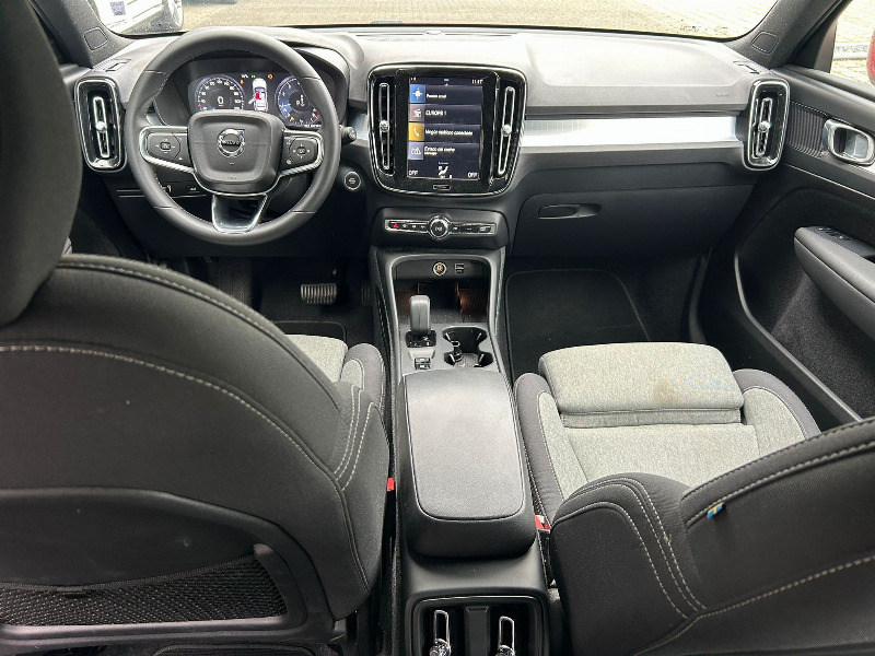 car Volvo XC40 id90326 photo #7