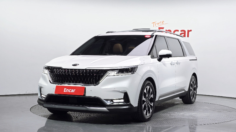 car KIA Carnival id90342 main photo