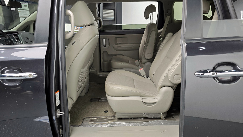 car KIA Carnival id90366 photo #13