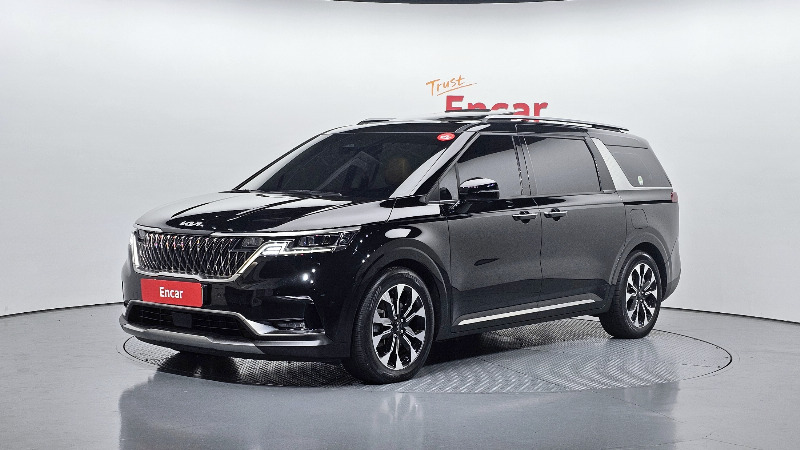 car KIA Carnival id90367 main photo