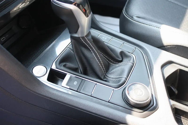 car Volkswagen Tiguan id90497 photo #13