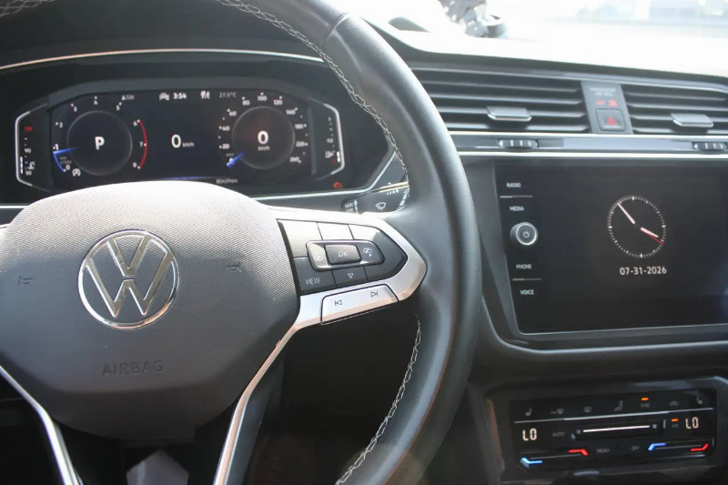 car Volkswagen Tiguan id90497 photo #15