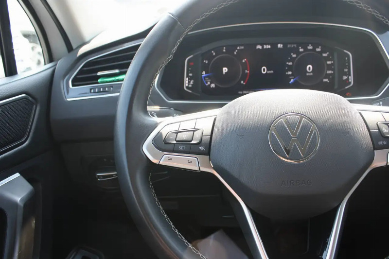 car Volkswagen Tiguan id90497 photo #16