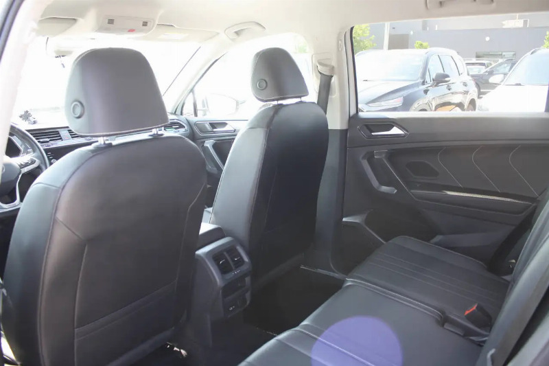 car Volkswagen Tiguan id90497 photo #7