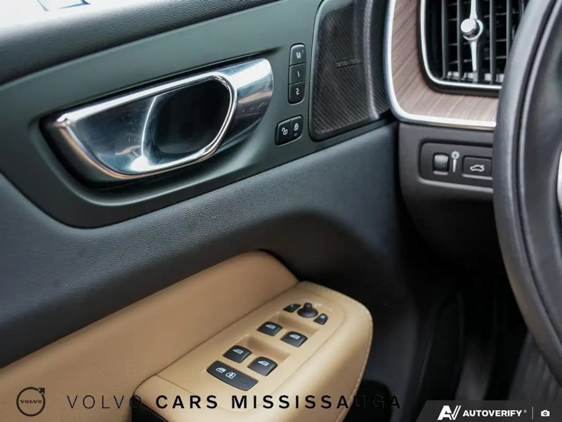 car Volvo XC60 id90607 photo #17