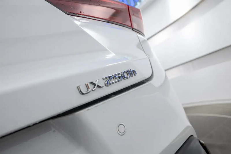 car Lexus UX id90738 photo #2