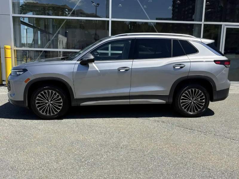car Volkswagen Tiguan id90776 photo #2
