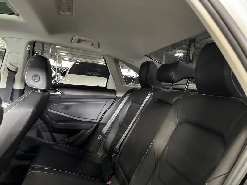 car Volkswagen Jetta id90874 photo #7