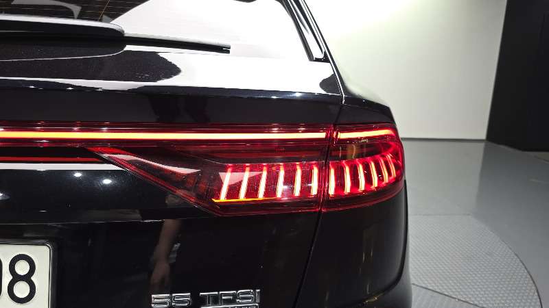 car Audi Q8 id91003 photo #23