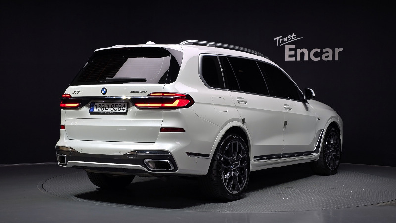 car BMW X7 id91179 photo #2