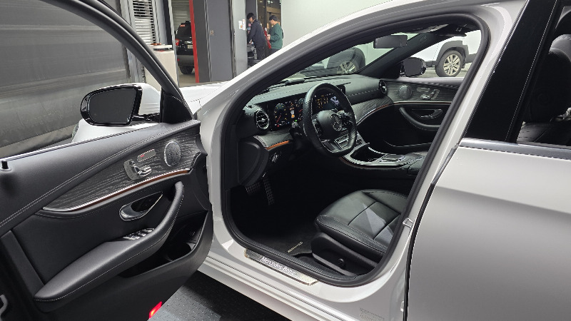 car Mercedes Benz E Class id91653 photo #10